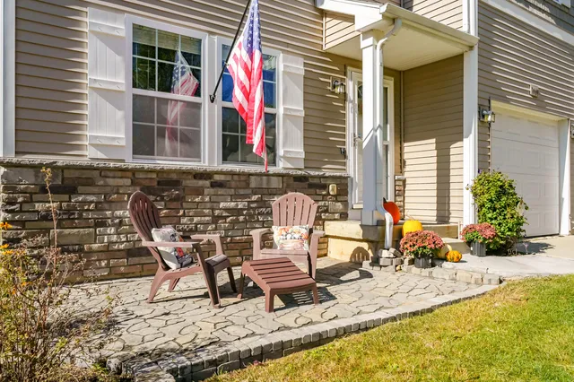 $389,900 | 7440 Brindle Trail, Kalamazoo, MI 49009