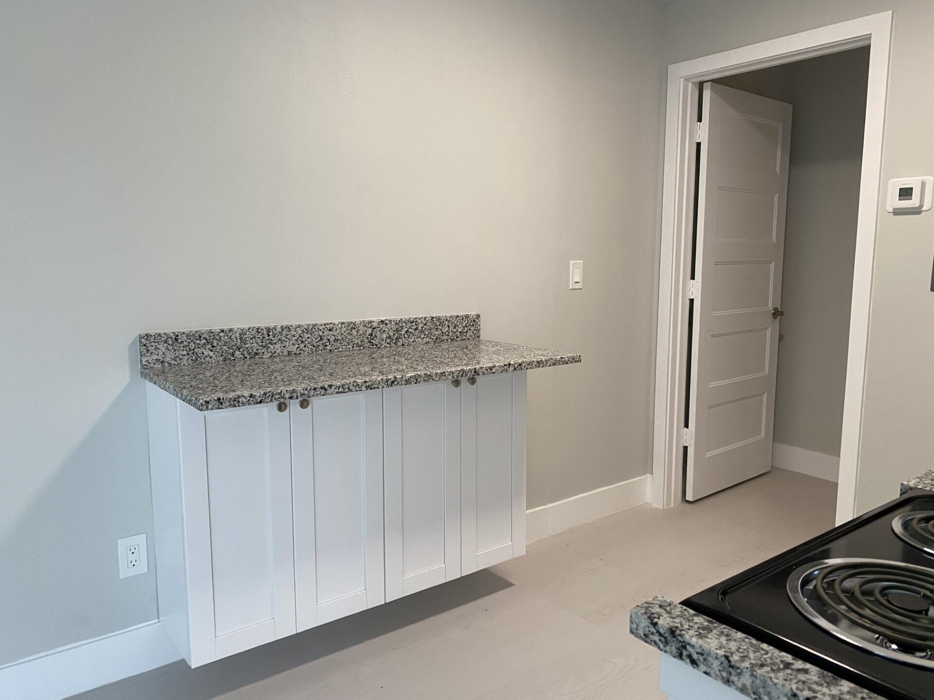 3901 Gulfstream Road, Unit 2B Lake Worth Beach, FL 33461 - Photo 8 of 14 thumbnail_IMG_1106