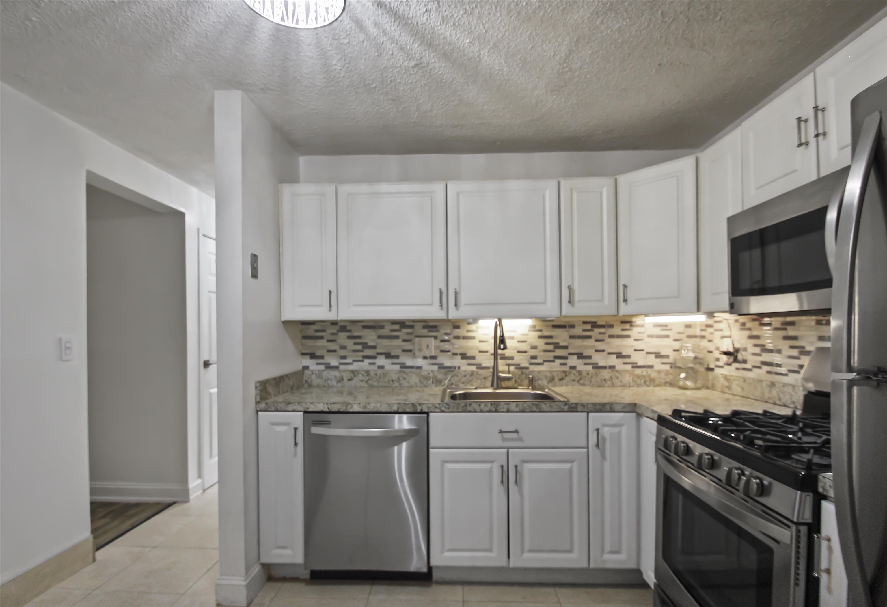 1 Brookside Drive, Unit 1 Exeter, NH 03833 - Photo 12 of 17 Gallery Image 12