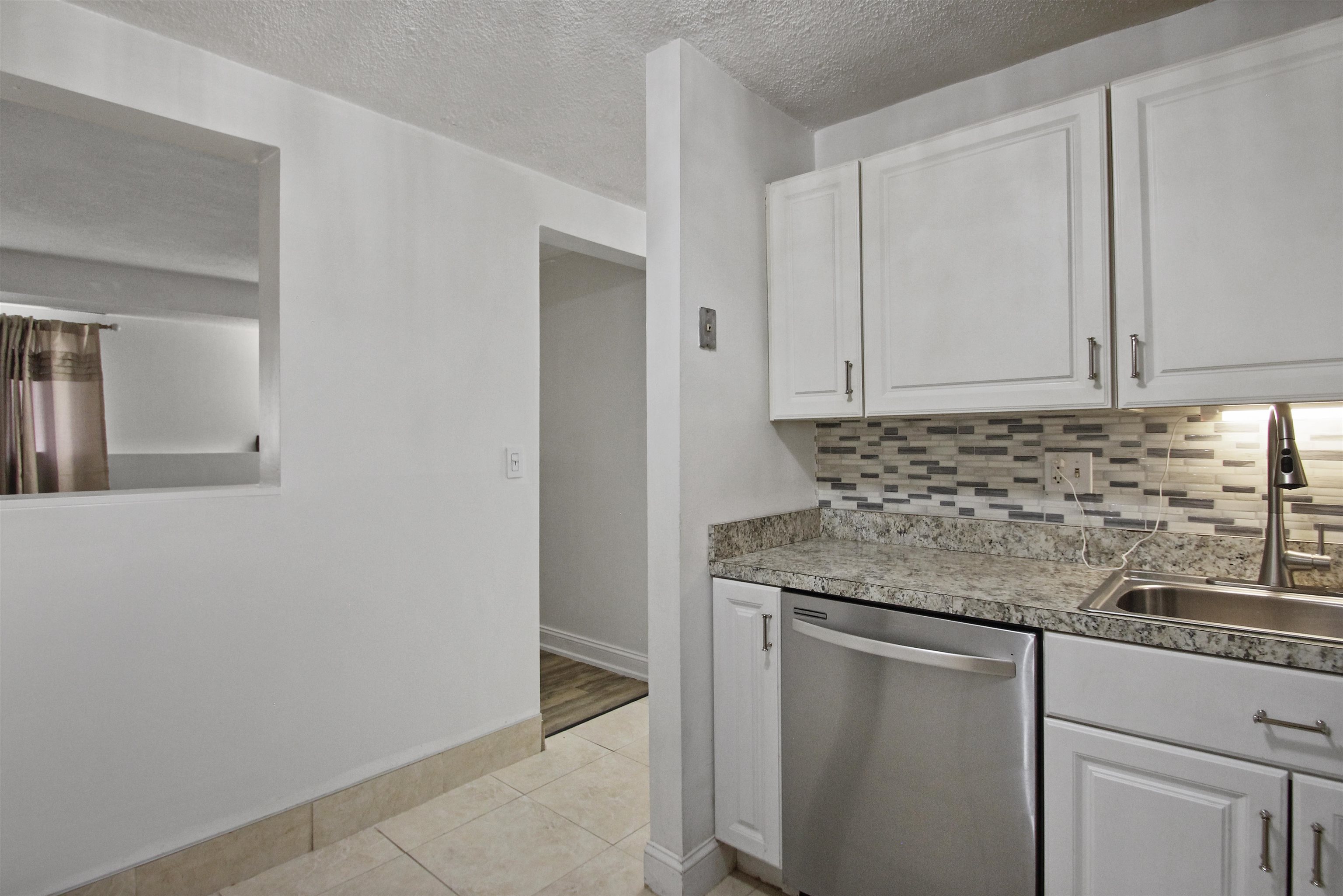 1 Brookside Drive, Unit 1 Exeter, NH 03833 - Photo 14 of 17 Gallery Image 14