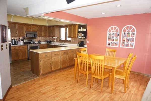 $900,000 | W183S7682 Kingston Drive, Muskego, WI 53150