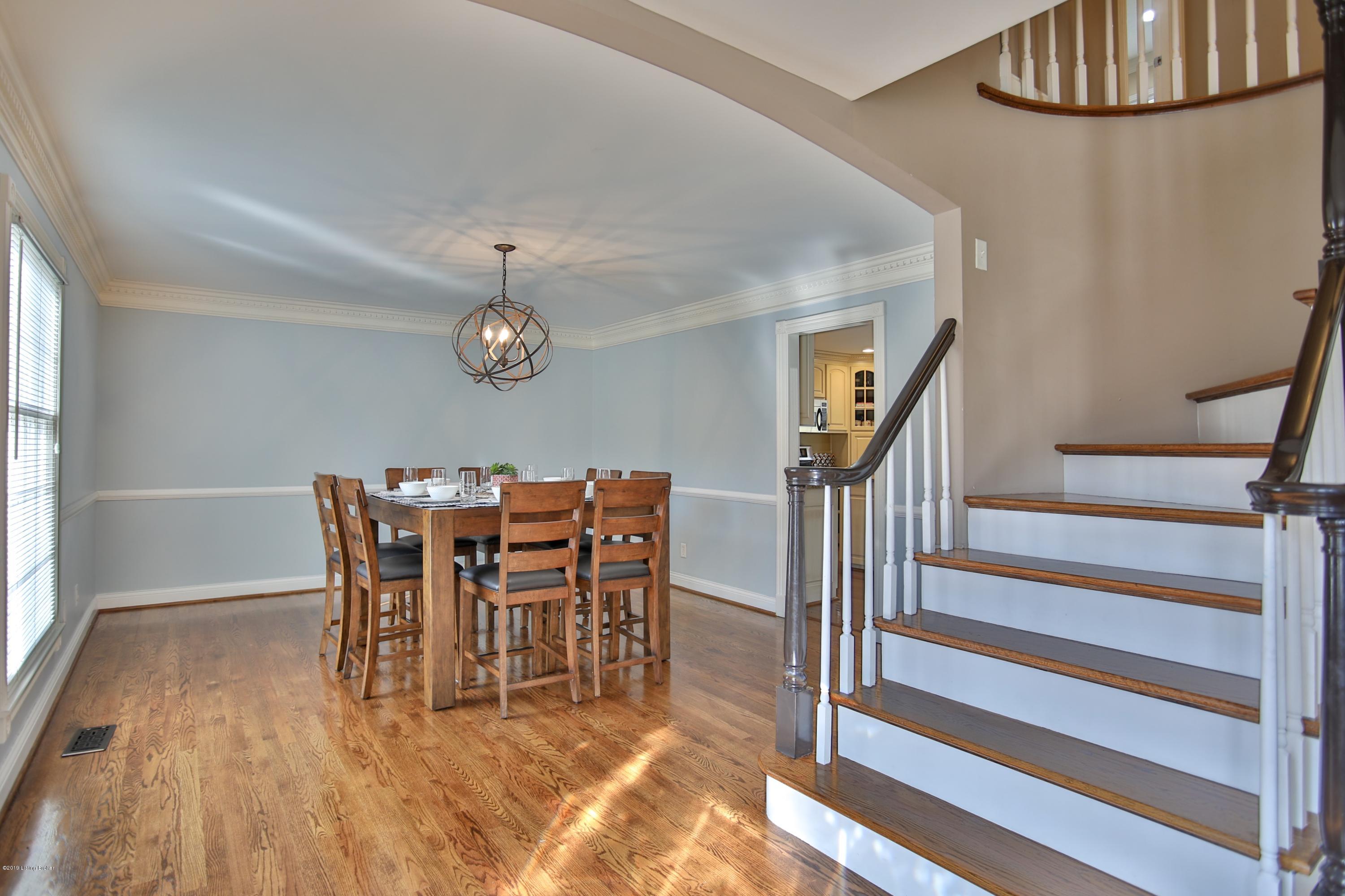 11505 Valley View Road Anchorage, KY 40223 - Photo 4 of 36 Formal dining room