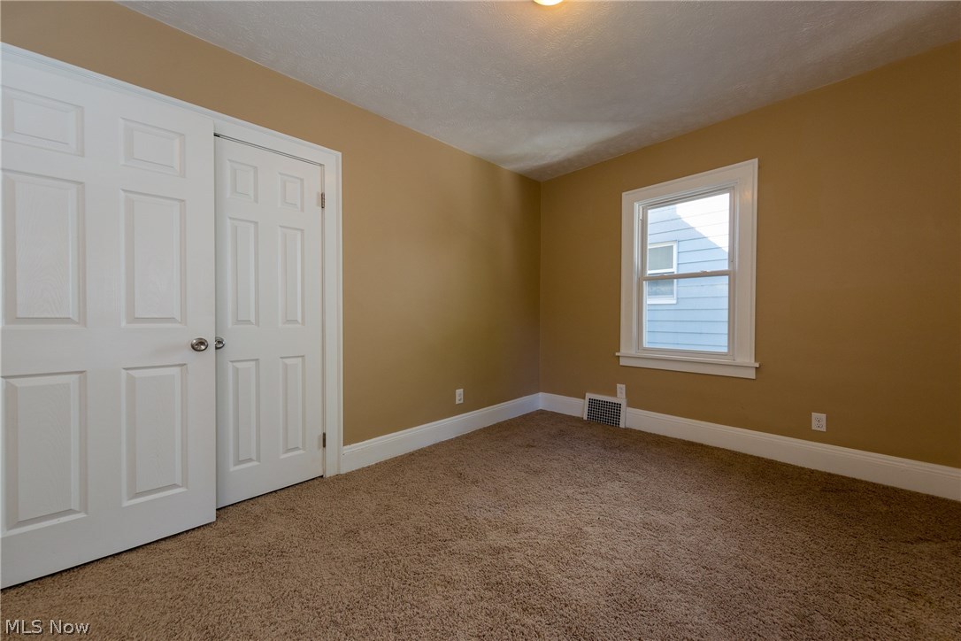 3380 Berkeley Road Cleveland, OH 44118 - Photo 22 of 35