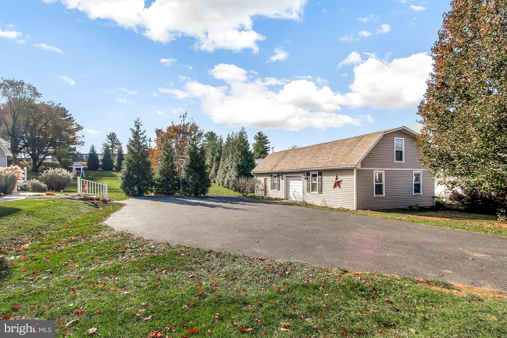2250 Delta Road Brogue, PA 17309 - Photo 2 of 29