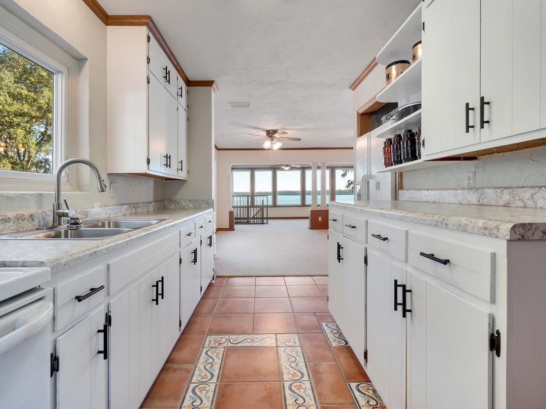 983 Drake Acres Road Quincy, FL 32351 - Photo 11 of 36 Gallery Image 11