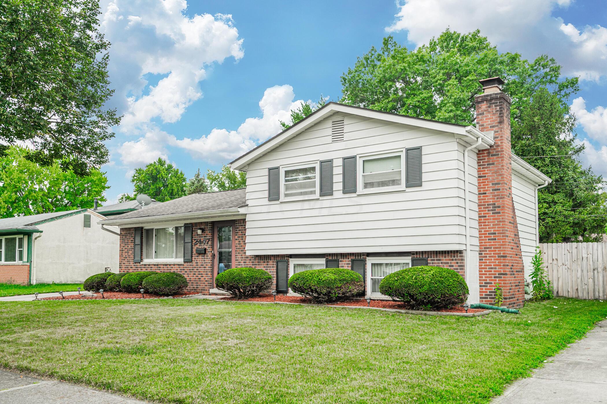 2447 Maybury Road Columbus, OH 43232 - Photo 2 of 55 2447 maybury 002