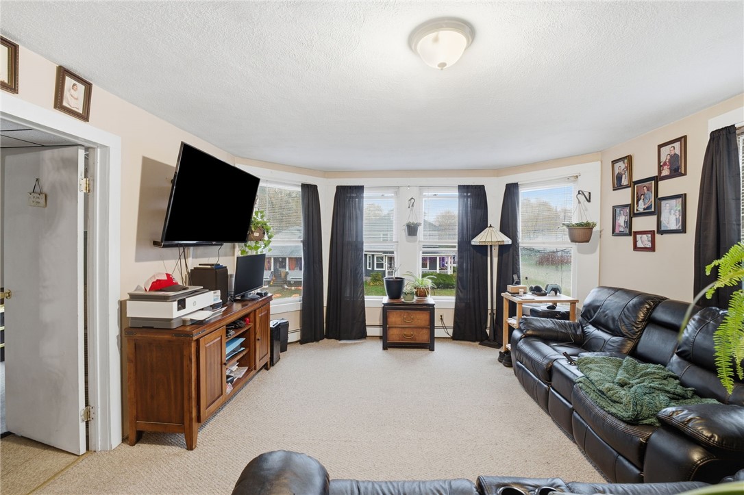 248 Church Street Burrillville, RI 02859 - Photo 5 of 23