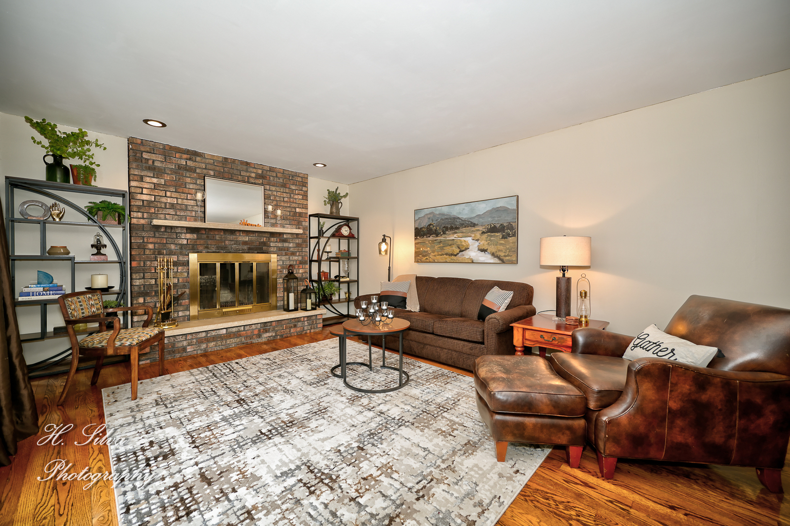 1402 Winaki Trail Algonquin, IL 60102 - Photo 12 of 33 a living room with furniture and a fireplace