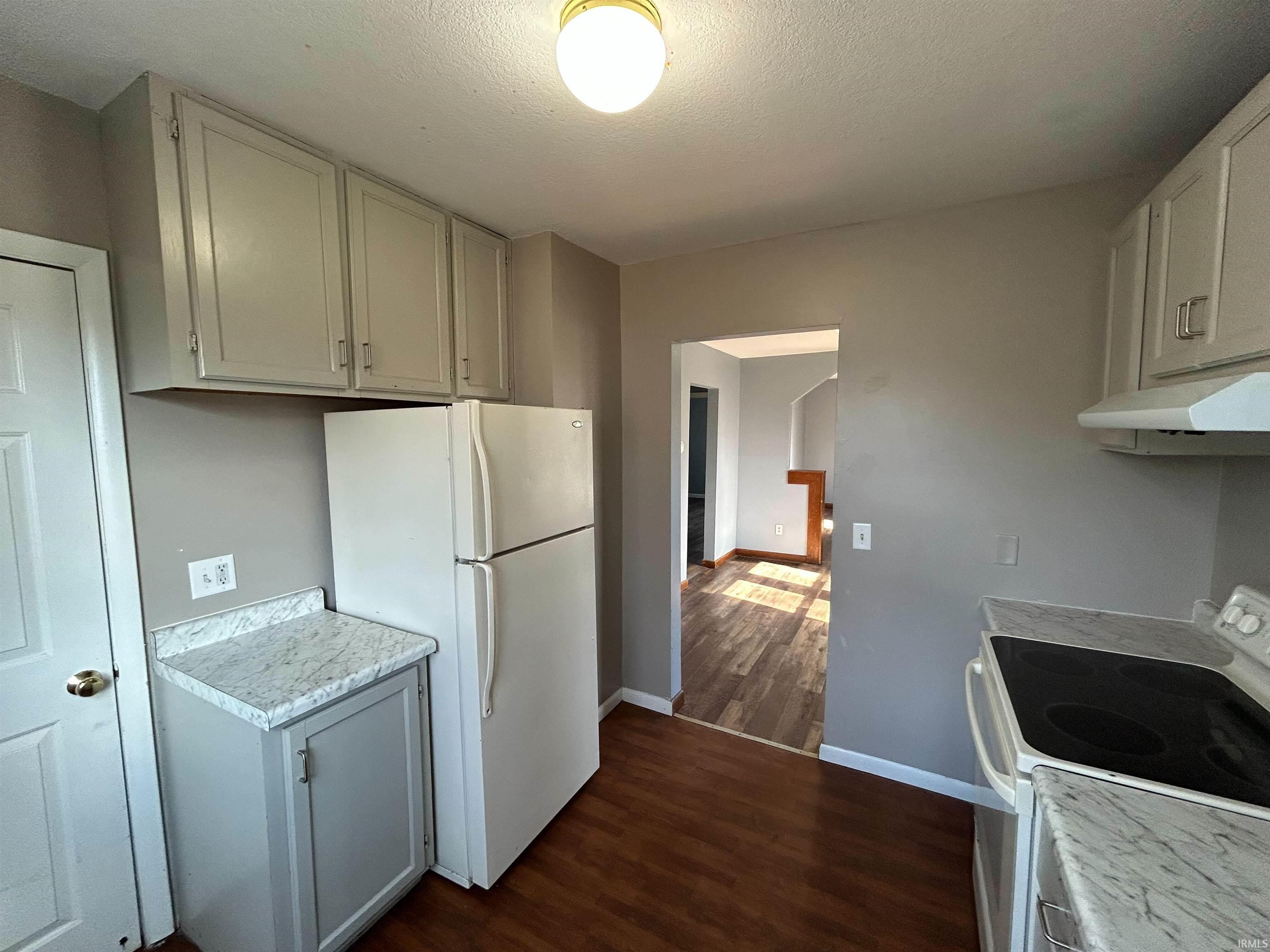 1220 Fairview Avenue Fort Wayne, IN 46803 - Photo 7 of 10