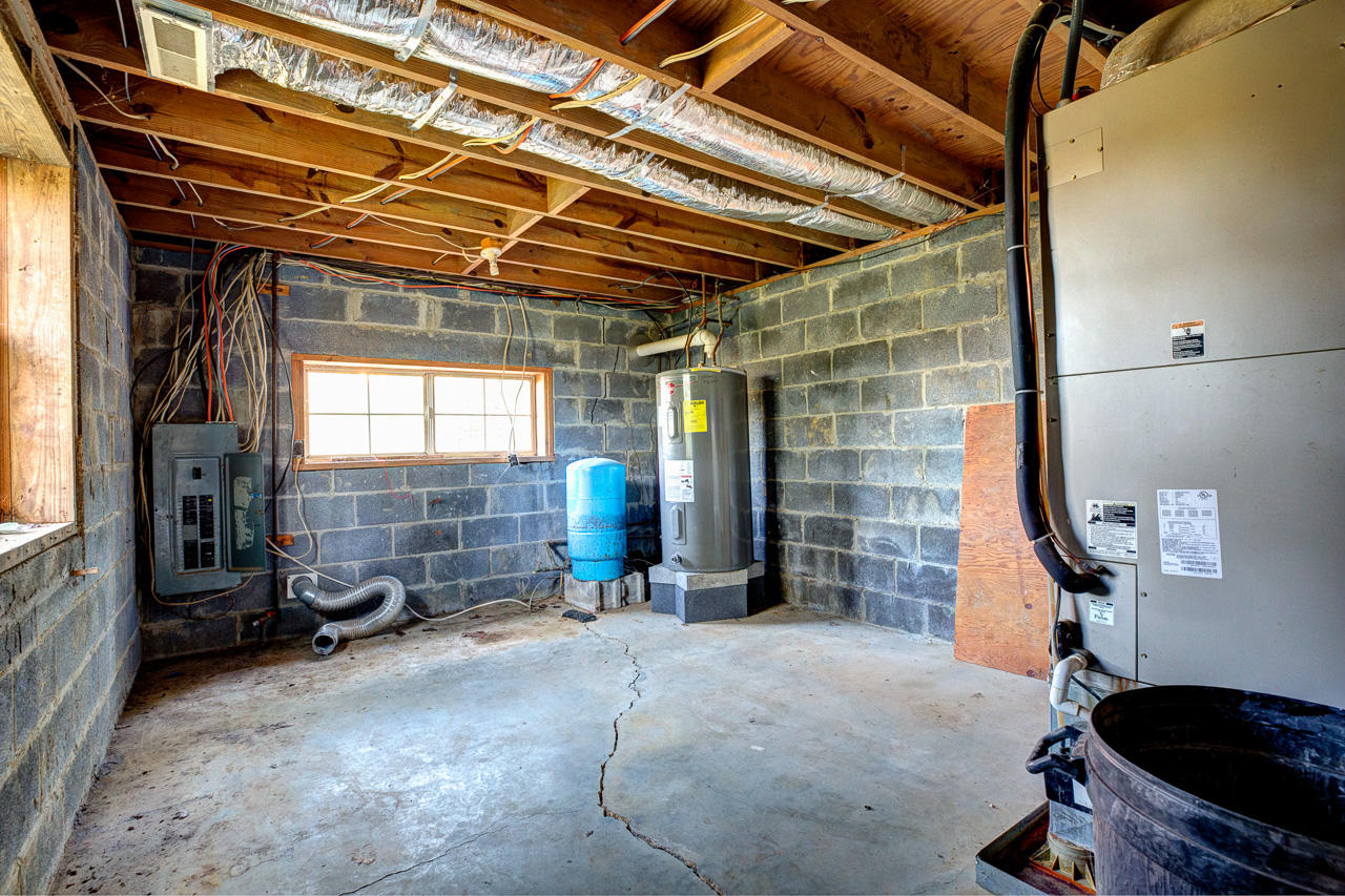 1765 Rauhuff Hollow Road Sevierville, TN 37876 - Photo 36 of 37 _F5A4982_3_4_5_6_7_8