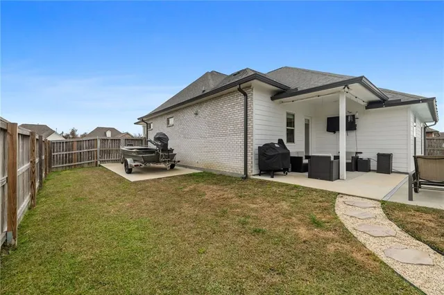 $445,000 | 13308 Belle Prairie Drive, Prairieville, LA 70769