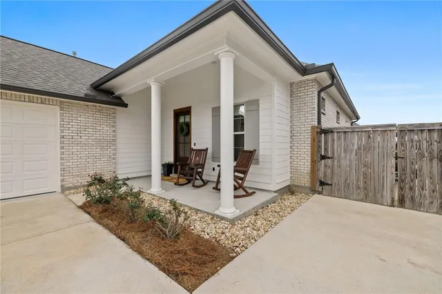 $445,000 | 13308 Belle Prairie Drive, Prairieville, LA 70769