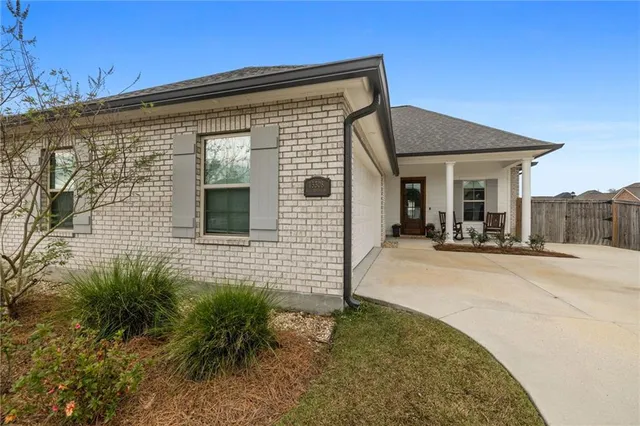 $445,000 | 13308 Belle Prairie Drive, Prairieville, LA 70769