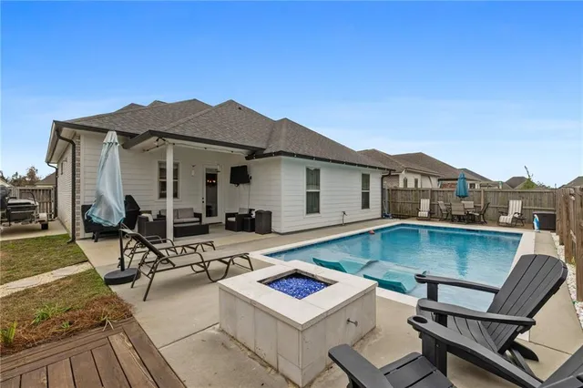 $445,000 | 13308 Belle Prairie Drive, Prairieville, LA 70769