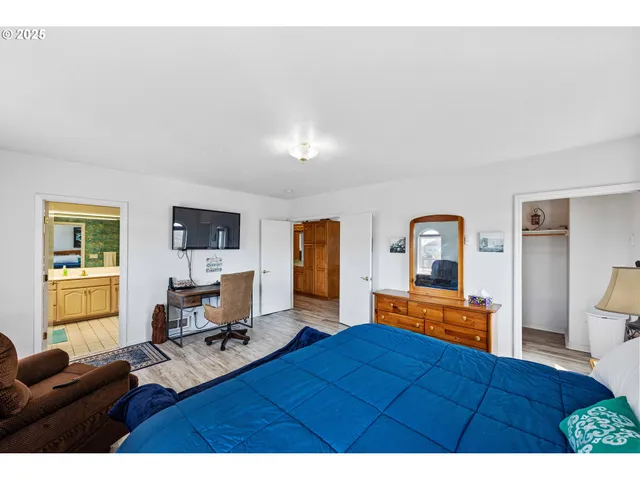 $899,000 | 1257 7th Street Southwest, Bandon, OR 97411