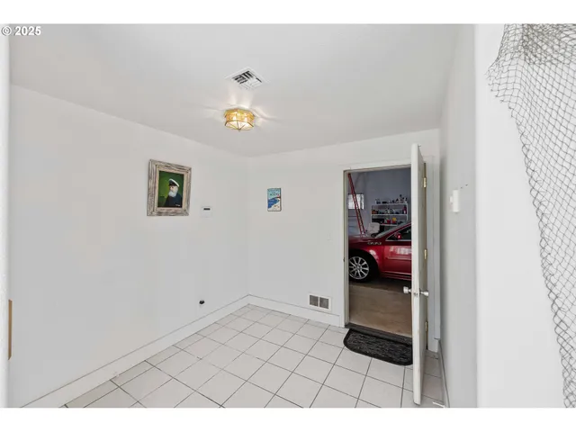 $899,000 | 1257 7th Street Southwest, Bandon, OR 97411