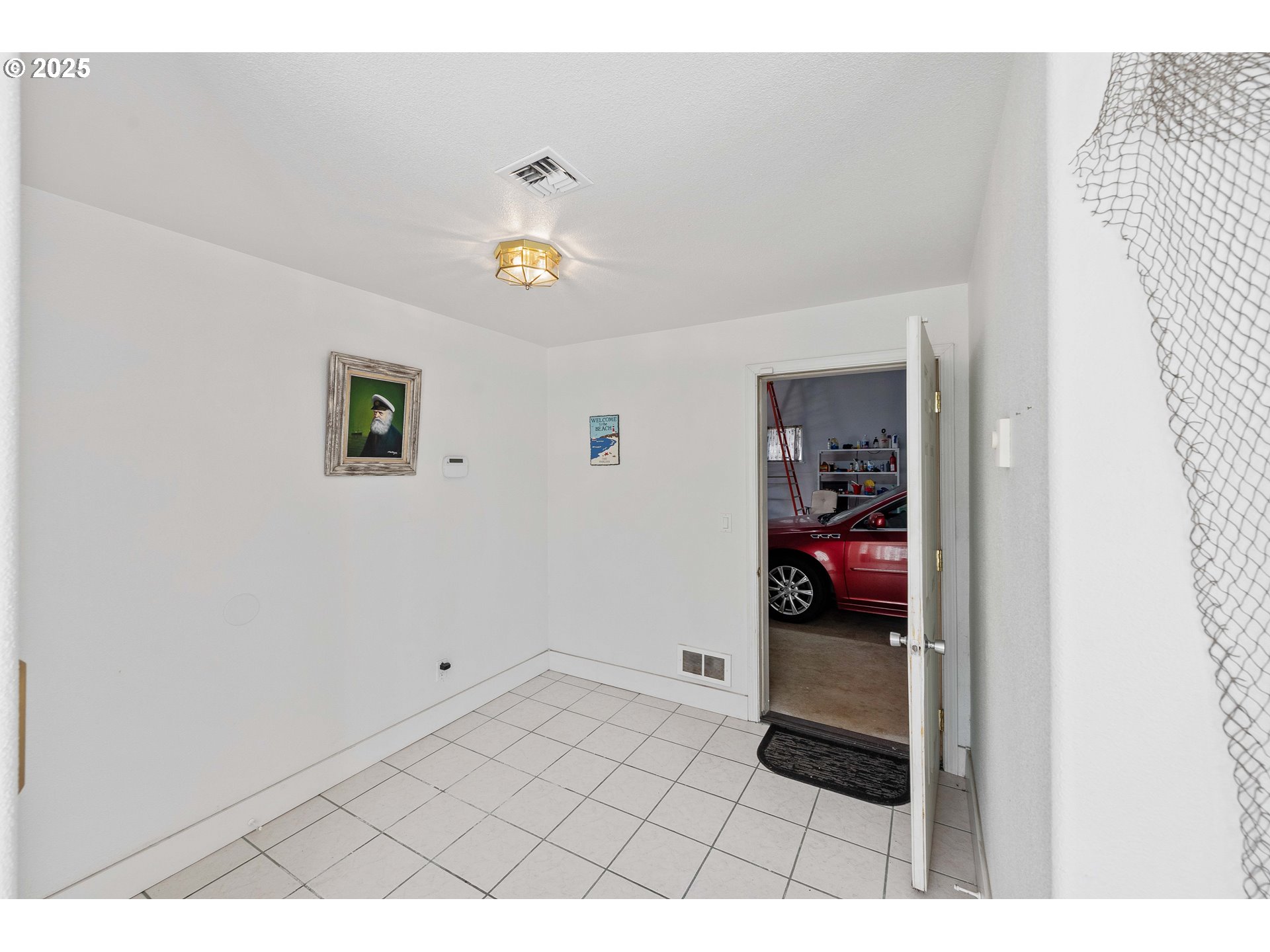 1257 7th Street Southwest Bandon, OR 97411 - Photo 8 of 48