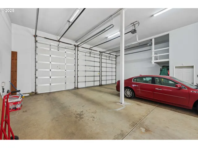 $899,000 | 1257 7th Street Southwest, Bandon, OR 97411