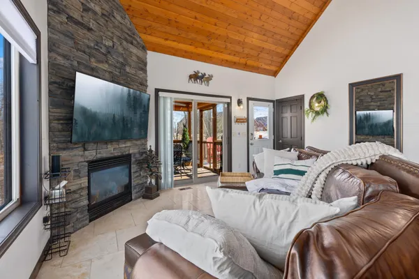 $499,900 | 5544 White Pine Drive, Unit 10, Pequot Lakes, MN 56472