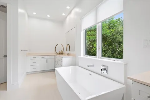$1,495,000 | 20 Strand Drive, Vero Beach, FL 32963
