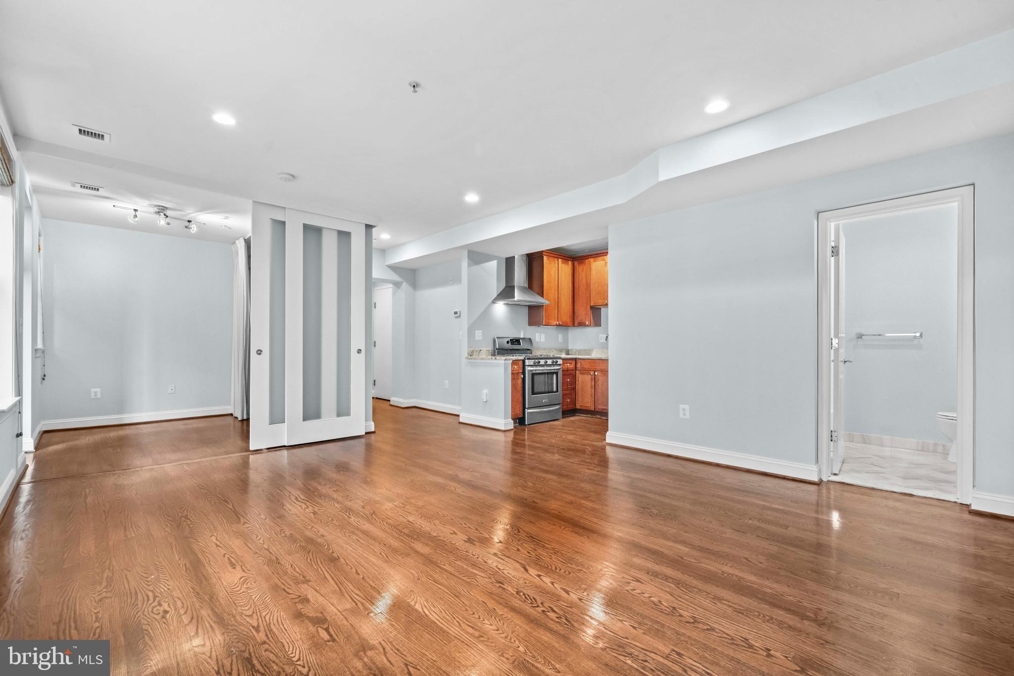 1840 Vernon Street Northwest, Unit 402 Washington, DC 20009 - Photo 6 of 25
