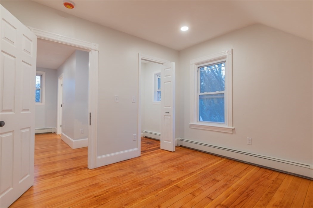 82 Pine Road Attleboro, MA 02703 - Photo 13 of 31