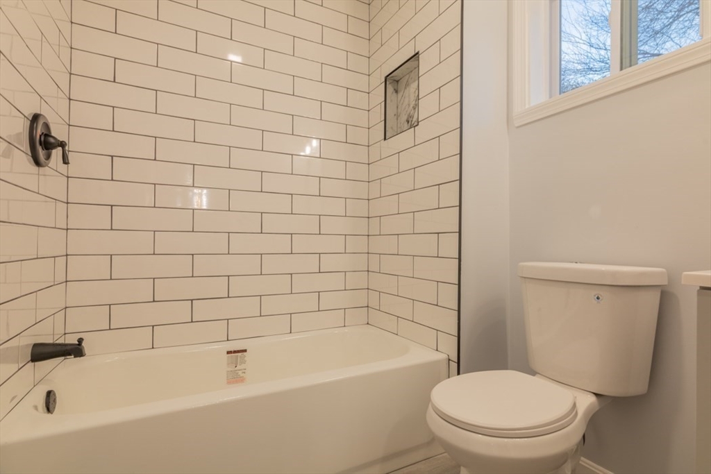 82 Pine Road Attleboro, MA 02703 - Photo 7 of 31