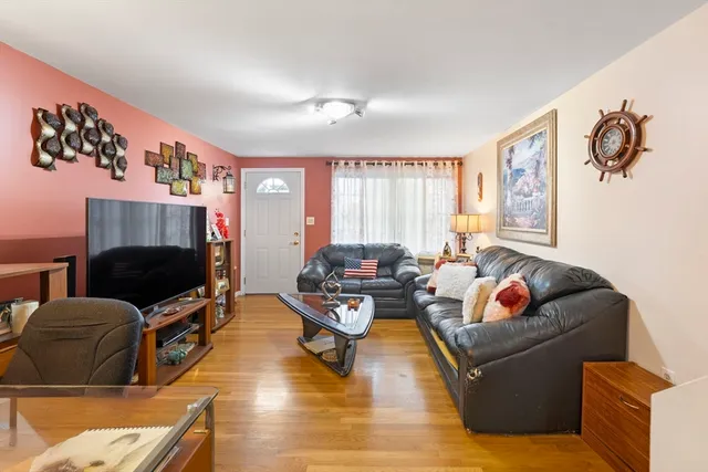 $485,000 | 150 Webster Avenue, Unit 3, Chelsea, MA 02150