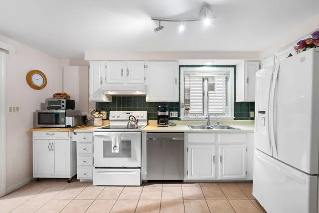 $485,000 | 150 Webster Avenue, Unit 3, Chelsea, MA 02150