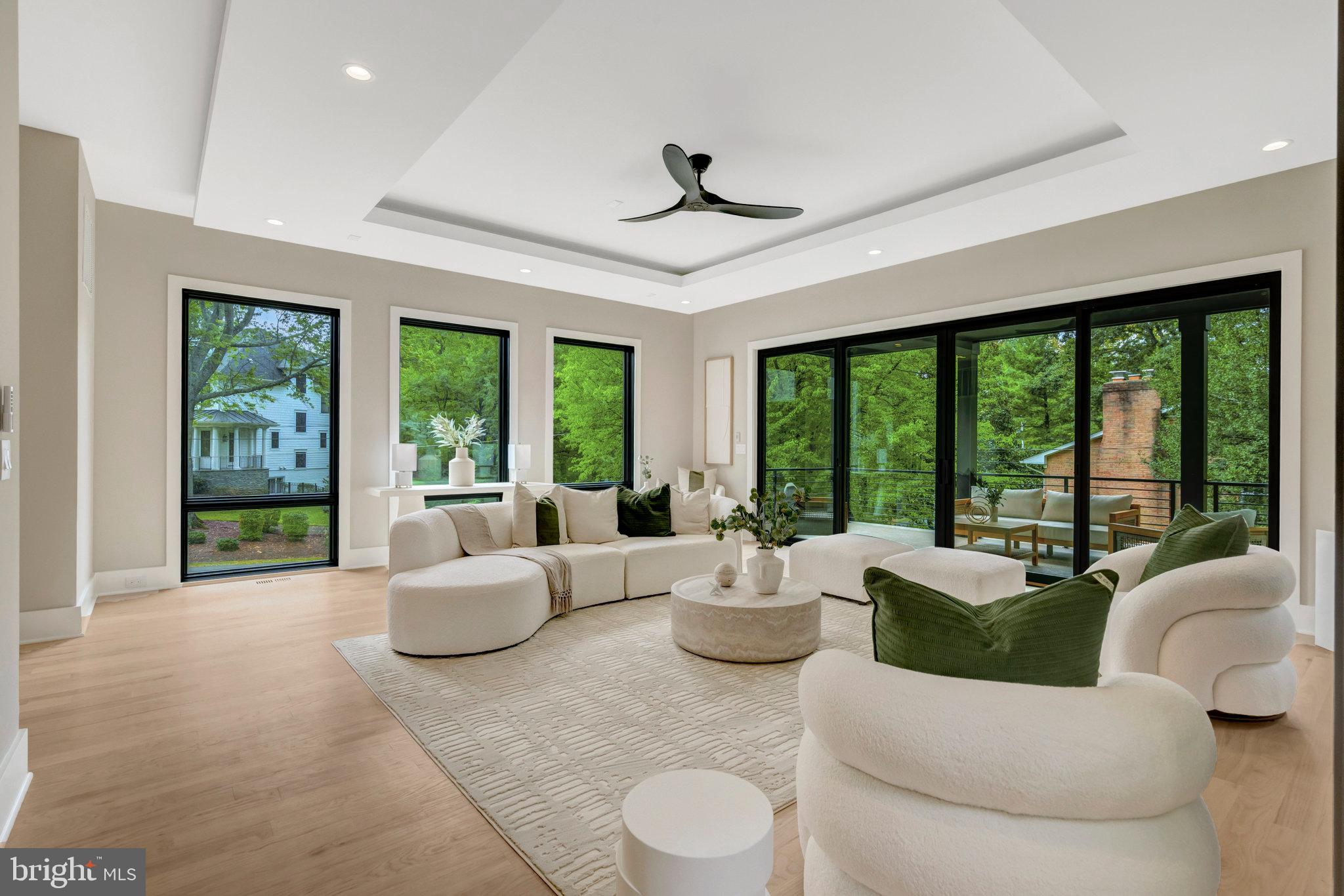 7400 Churchill Road McLean, VA 22101 - Photo 15 of 119 Family room