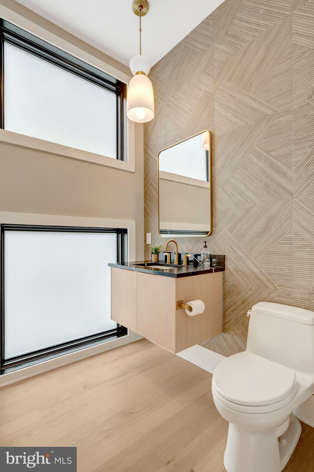 7400 Churchill Road McLean, VA 22101 - Photo 33 of 119 Floating vanity