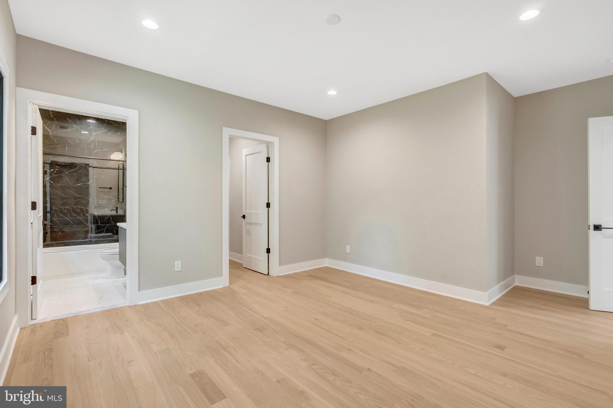 7400 Churchill Road McLean, VA 22101 - Photo 82 of 119 Bedroom with full-bath
