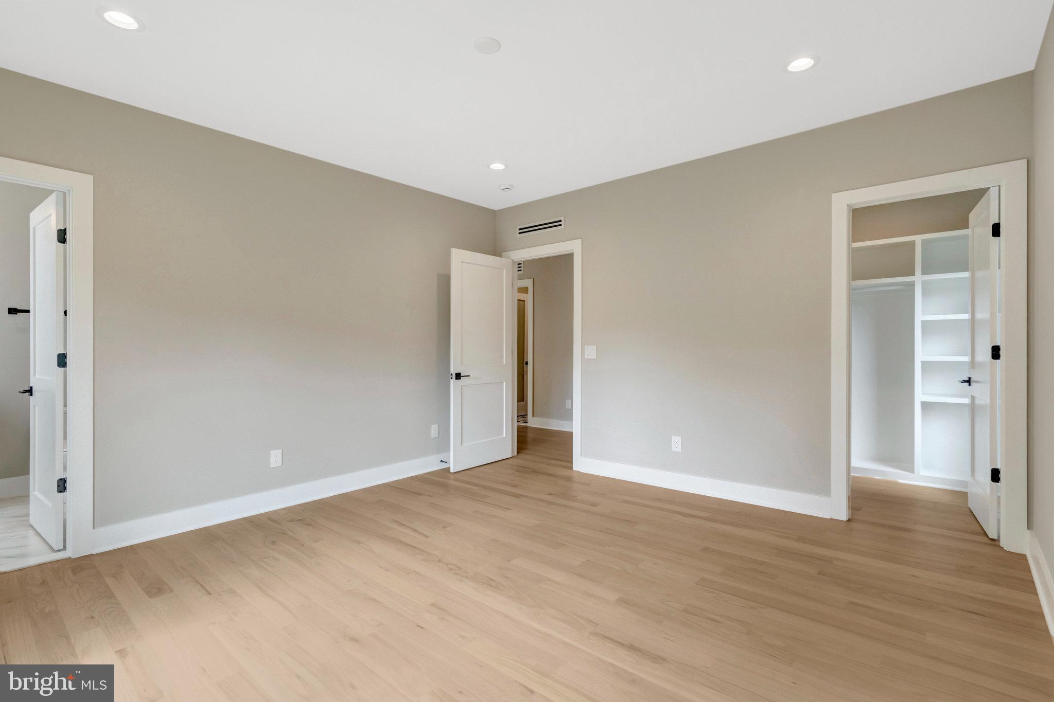 7400 Churchill Road McLean, VA 22101 - Photo 85 of 119 Bedroom with full-bath