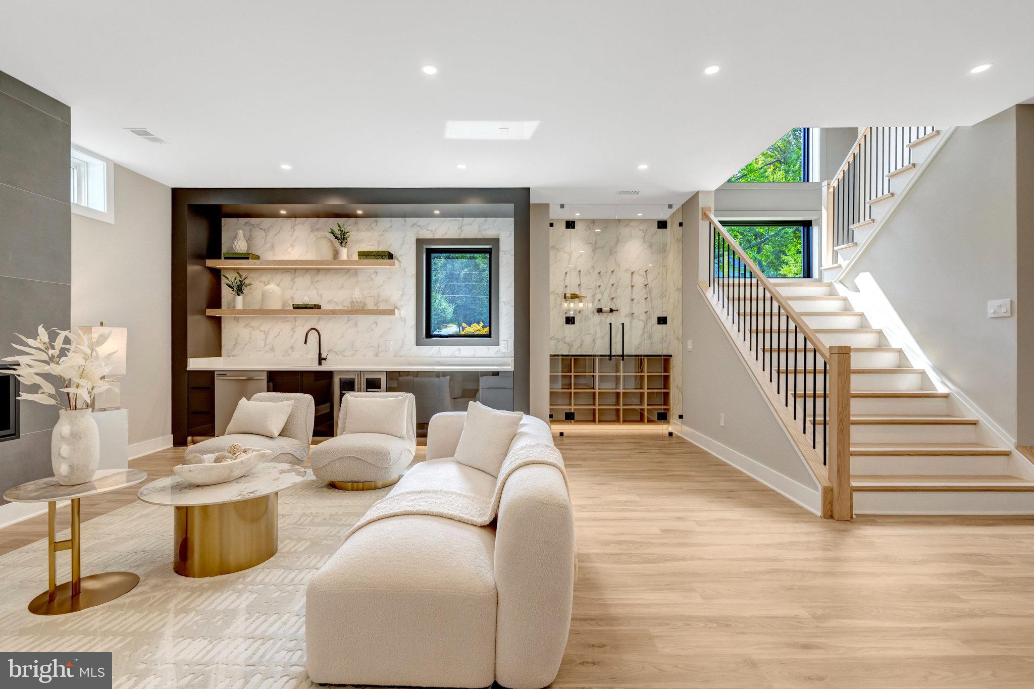 7400 Churchill Road McLean, VA 22101 - Photo 91 of 119 with a bedroom and en-suite full bath