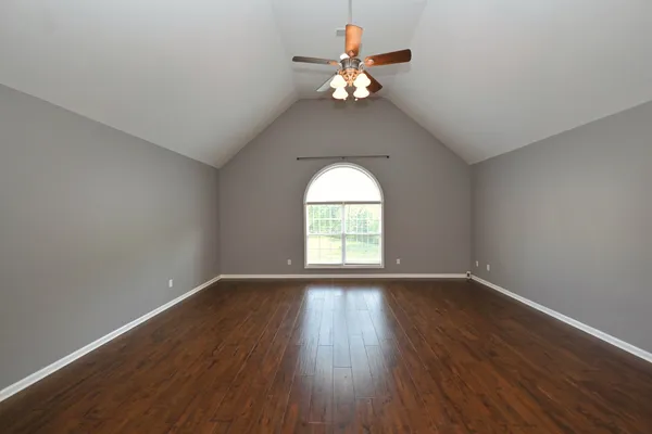 $2,750 | 218 Thoroughbred Way, White House, TN 37188