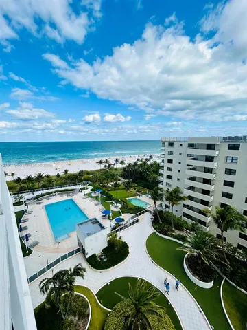 $685,000 | 100 Lincoln Road, Unit 1034, Miami Beach, FL 33139