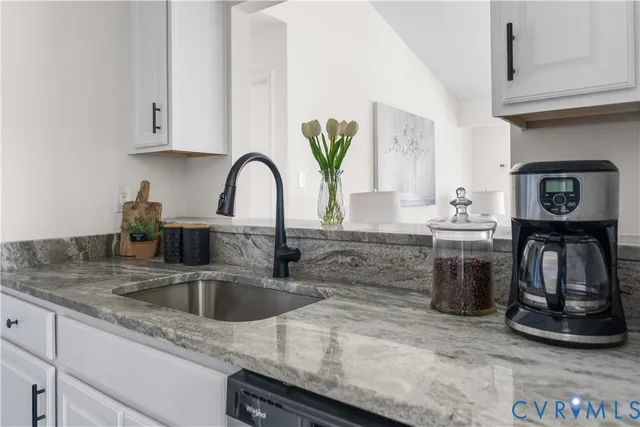 $299,900 | 4601 Four Seasons Terrace, Unit F, Glen Allen, VA 23060