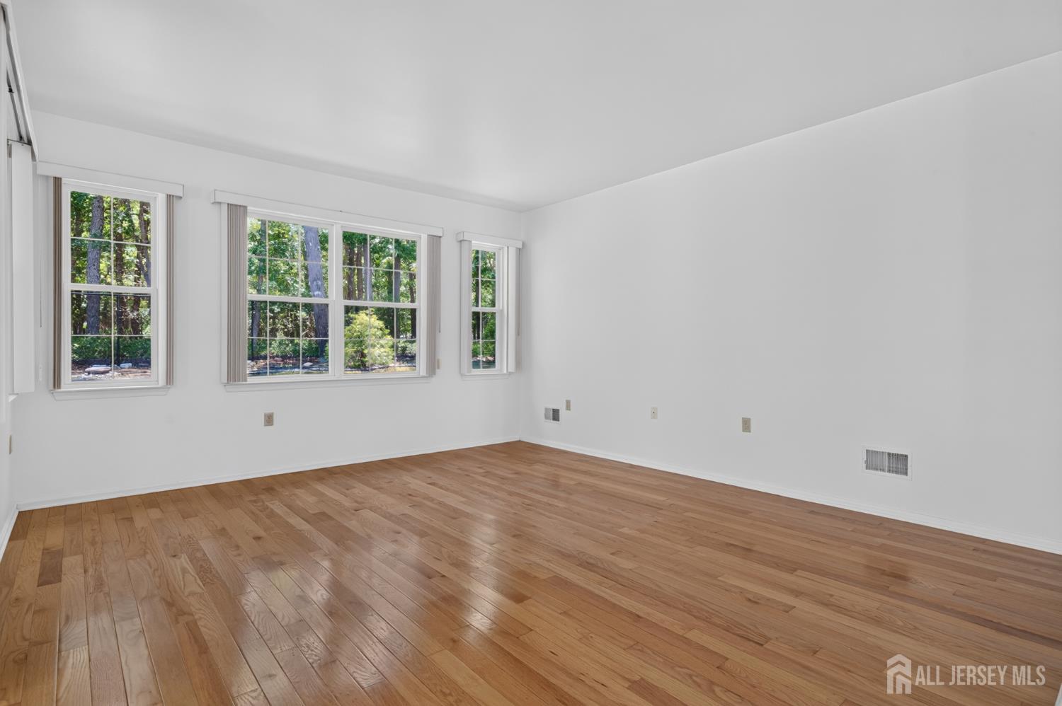 20 Valley Stream Place Barnegat, NJ 08005 - Photo 24 of 37