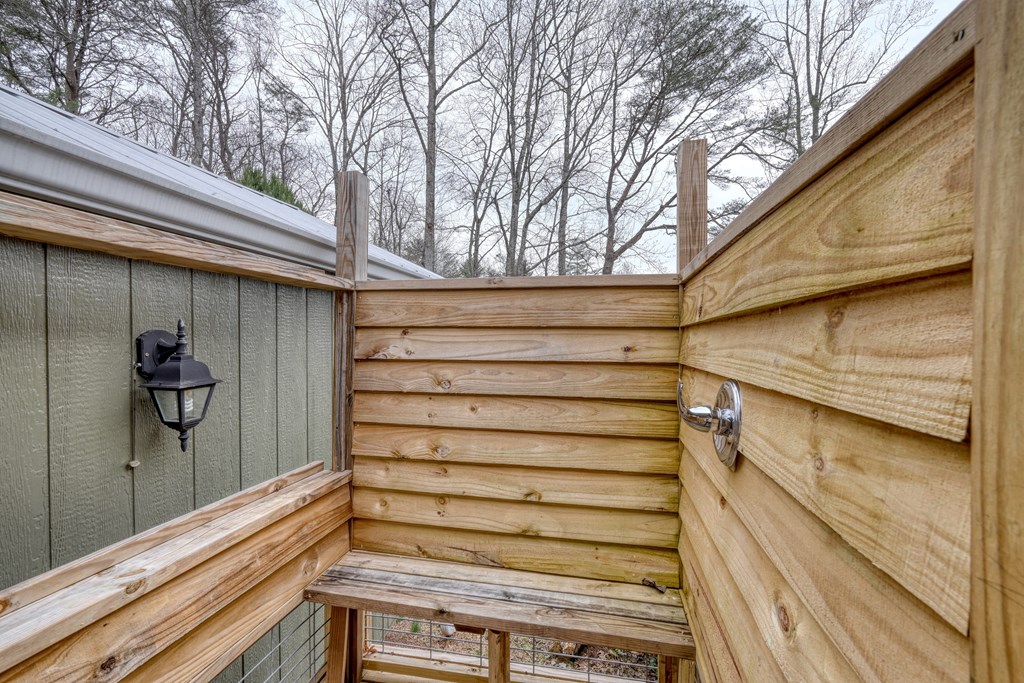 2276 Lovingood Road Hiawassee, GA 30546 - Photo 33 of 54 a view of entryway