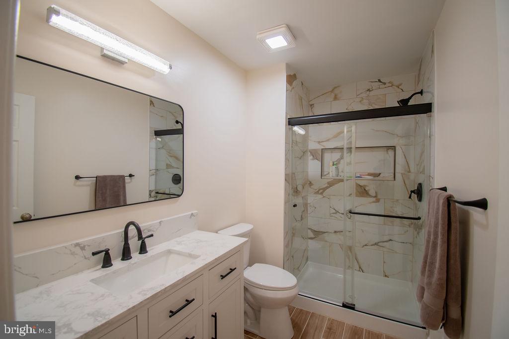 1 Mine Road Monroe Township, NJ 08831 - Photo 13 of 22 Primary bath