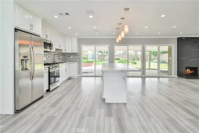 $4,345 | 9752 Laramie Avenue, Chatsworth, CA 91311