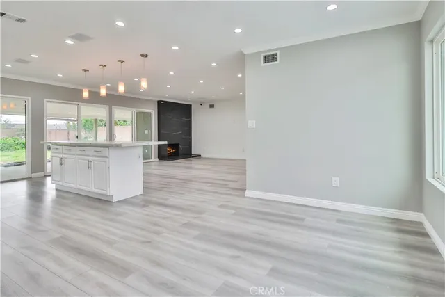 $4,345 | 9752 Laramie Avenue, Chatsworth, CA 91311