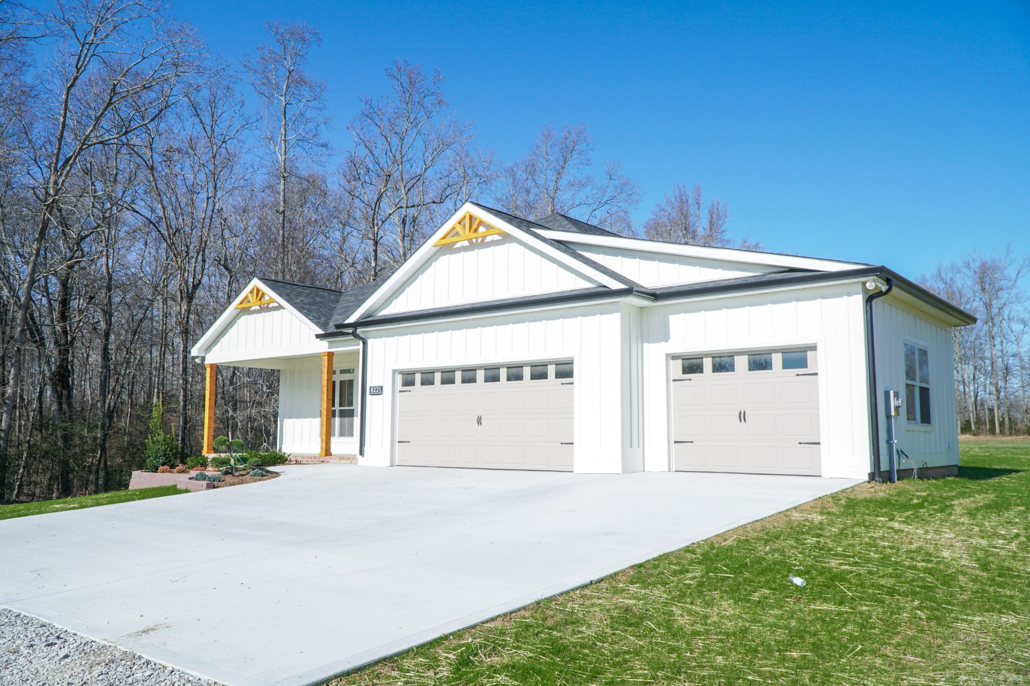 8221 Cookeville Boatdock Road Baxter, TN 38544 - Photo 2 of 13 a view of a house with a yard