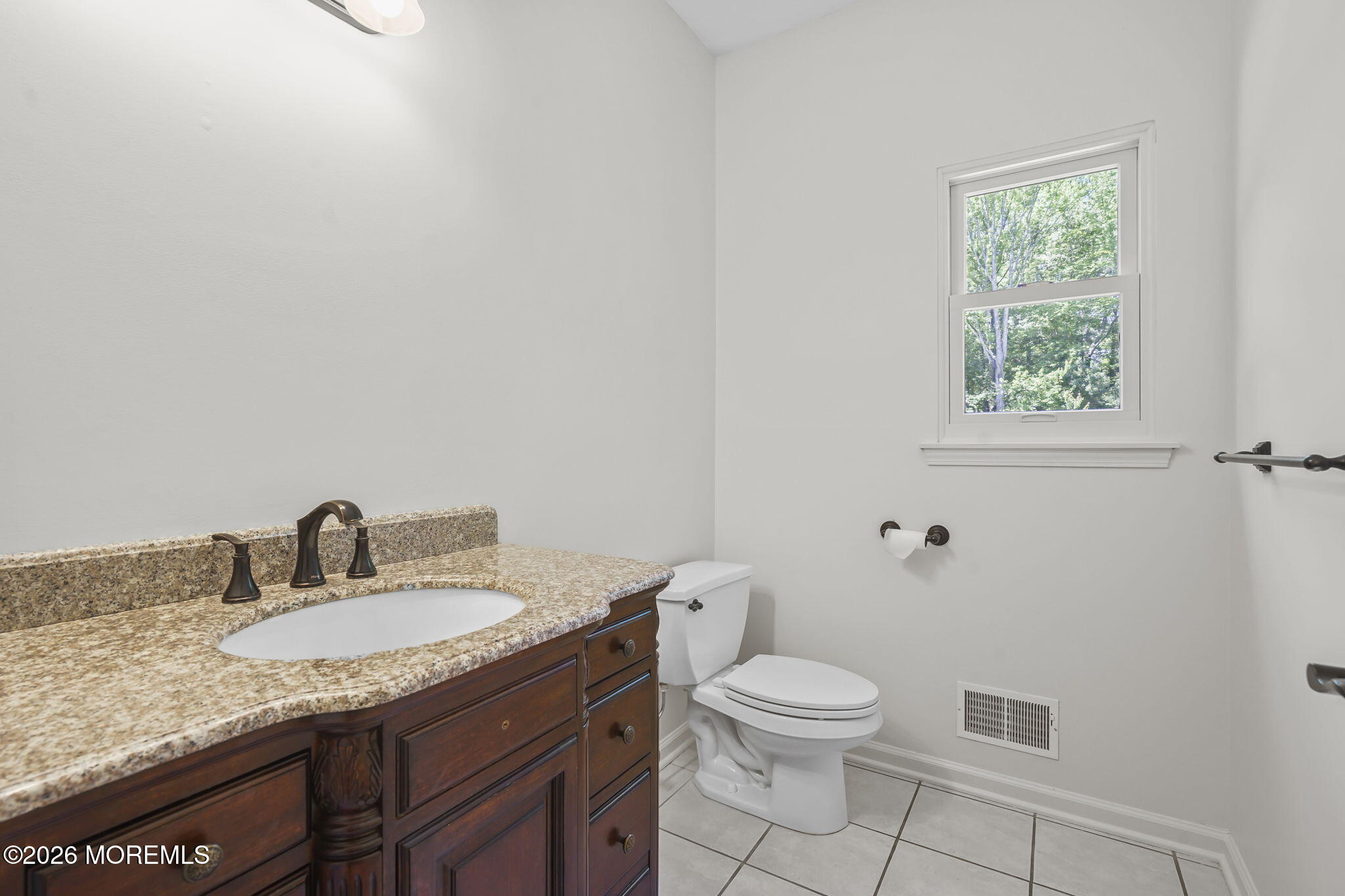119 Daum Road Manalapan, NJ 07726 - Photo 16 of 37 Powder Room