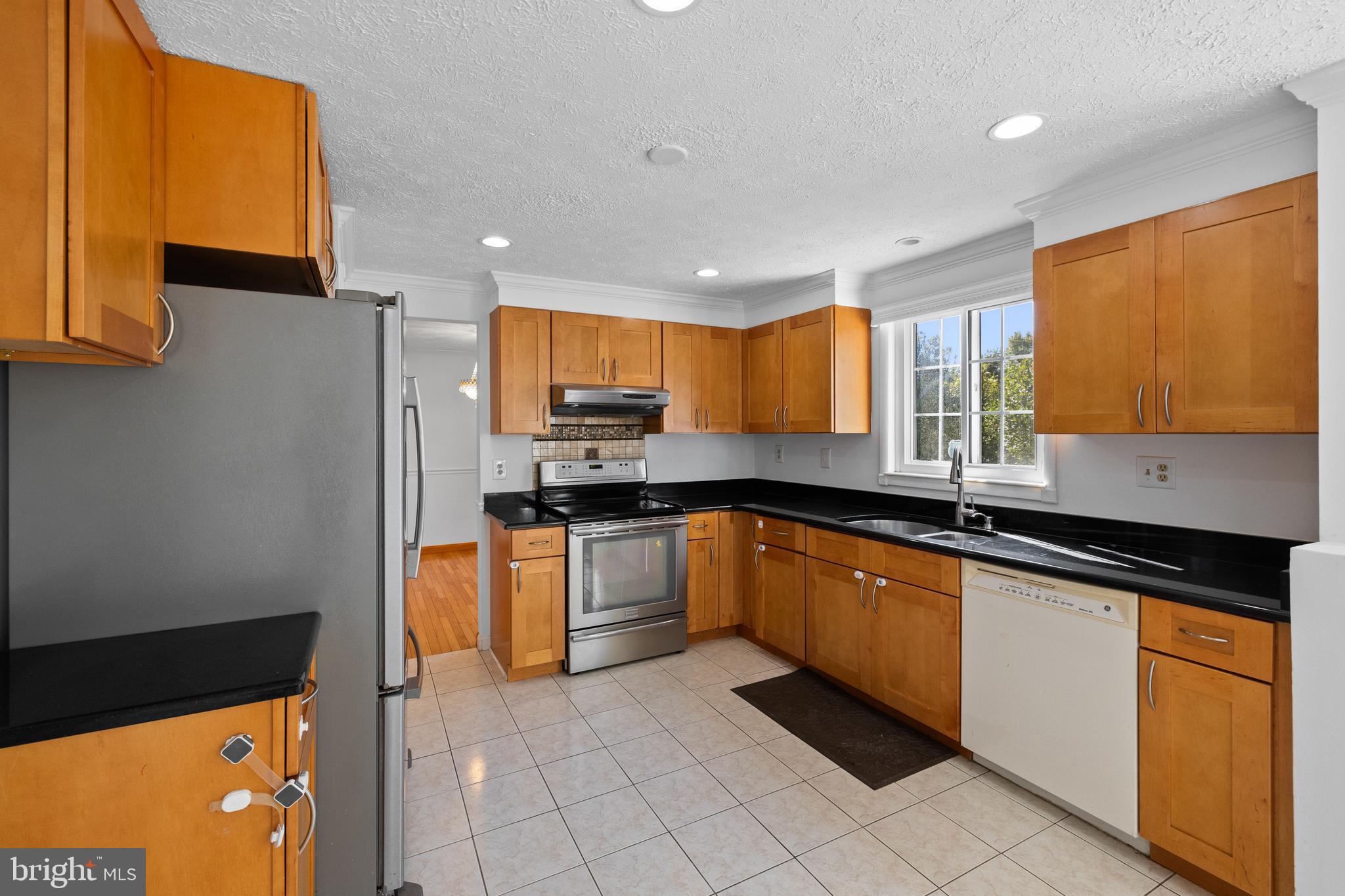 3804 Beech Down Drive Chantilly, VA 20151 - Photo 16 of 45