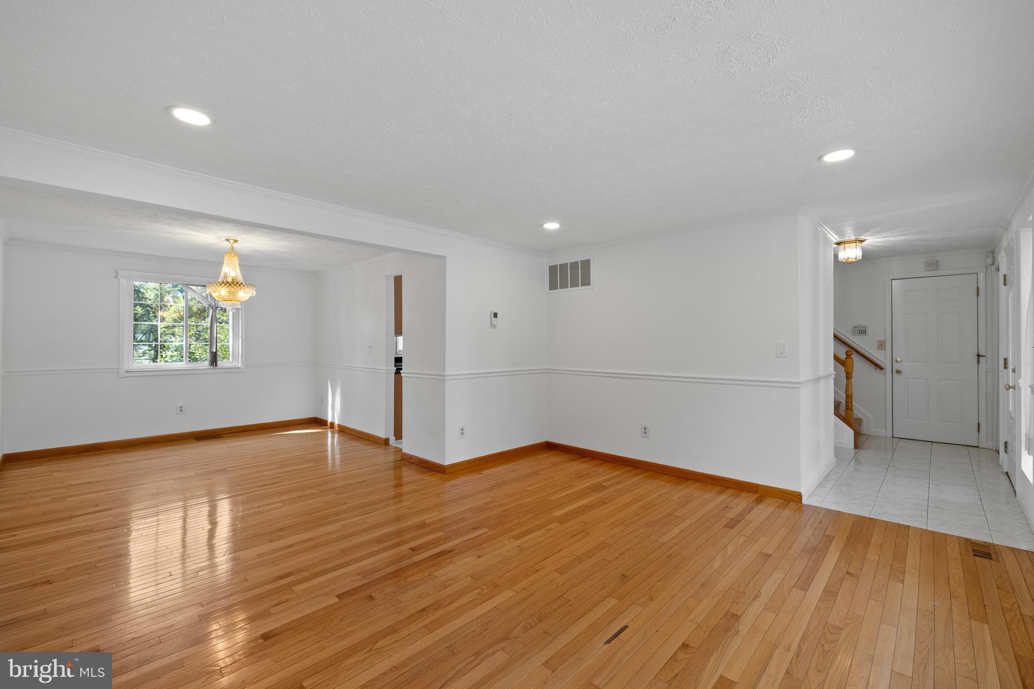 3804 Beech Down Drive Chantilly, VA 20151 - Photo 8 of 45