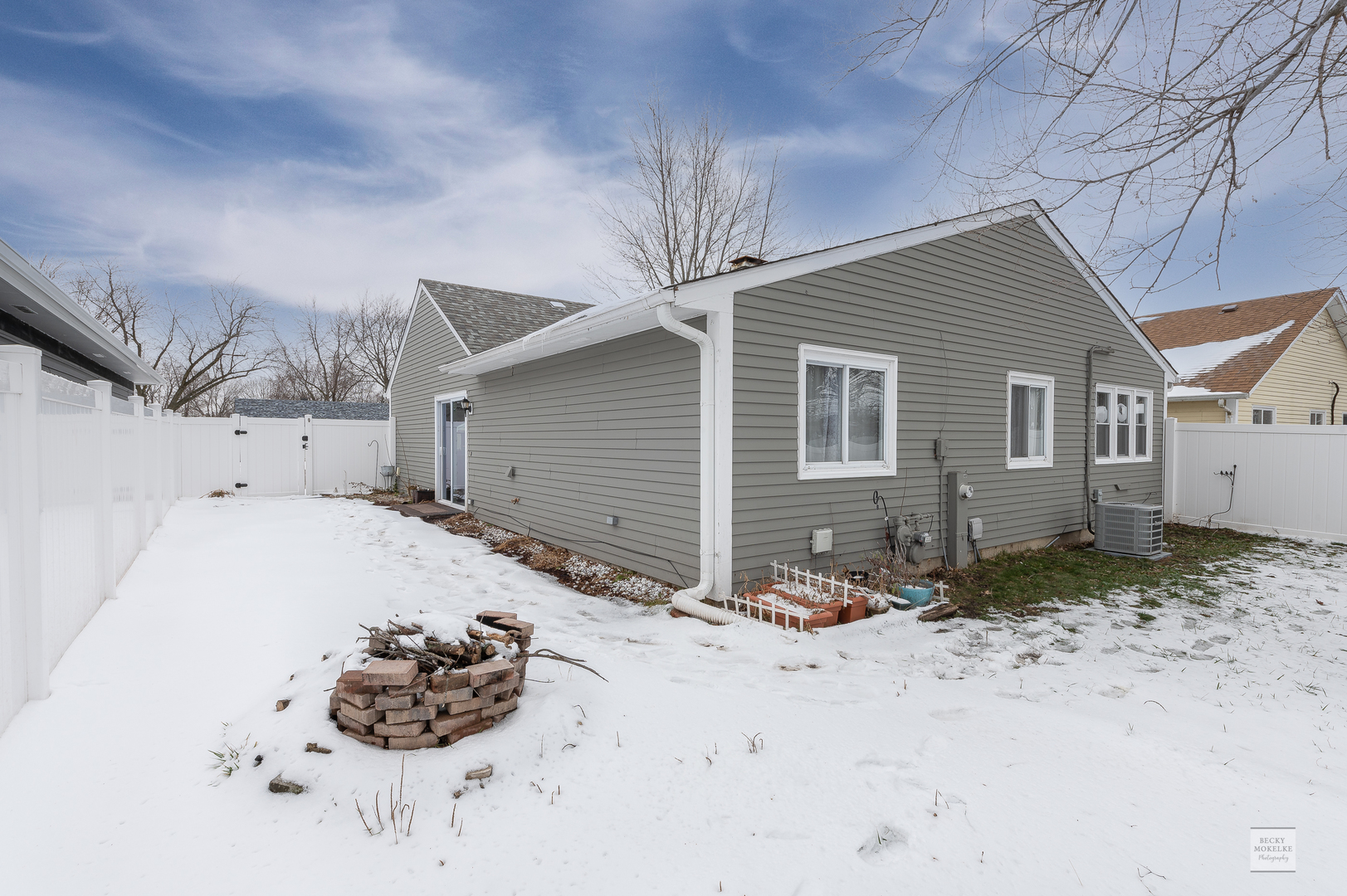 119 Heathgate Road Montgomery, IL 60538 - Photo 3 of 23