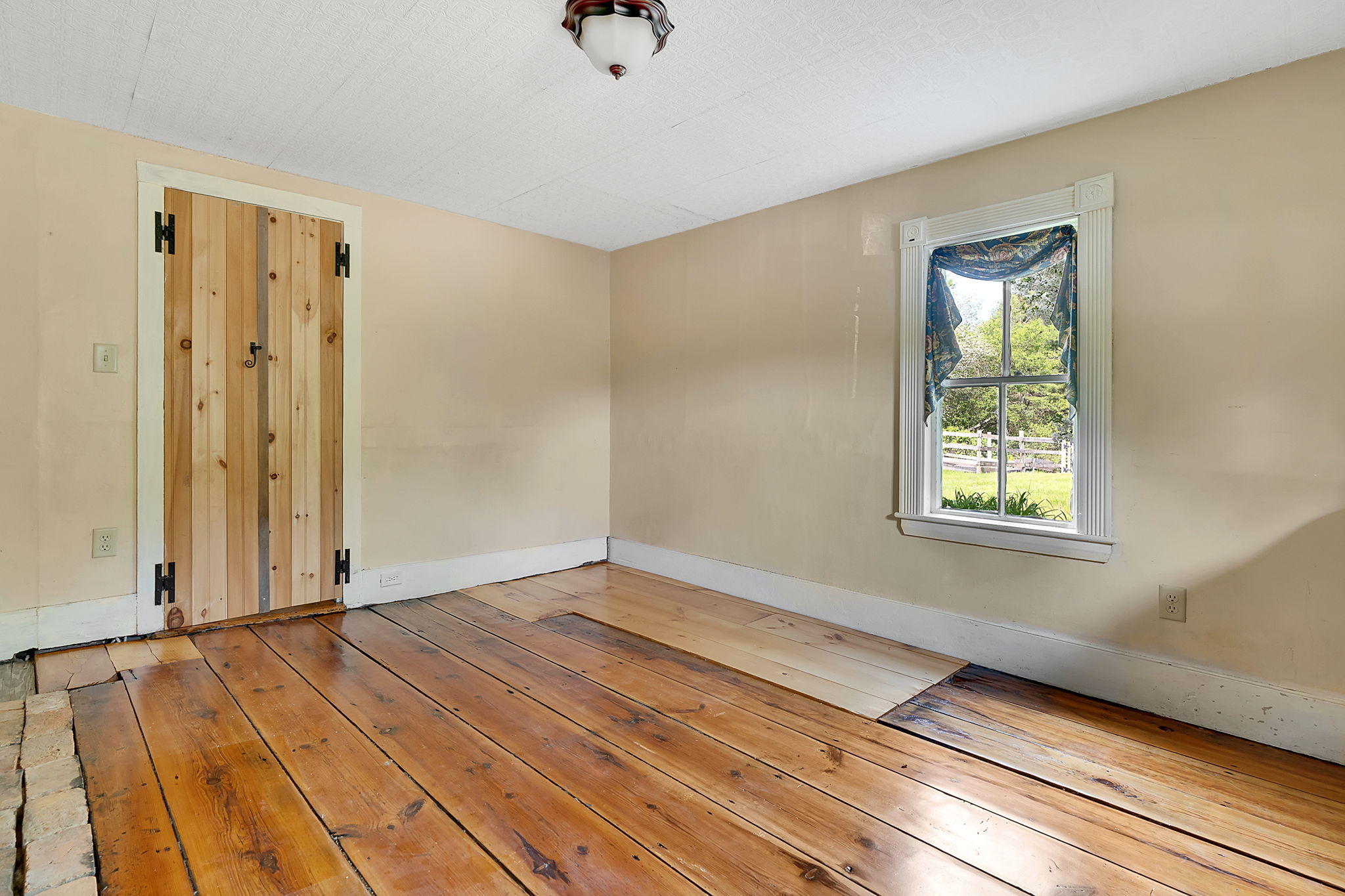 480 River Road Standish, ME 04084 - Photo 9 of 55 9-web-or-mls-460River-5