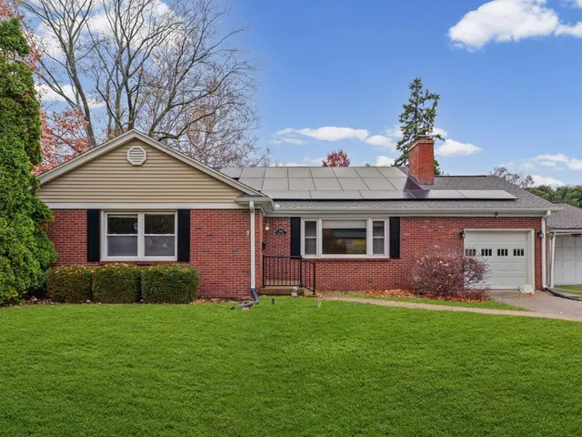 $250,000 | 608 Haines Boulevard, Champaign, IL 61820