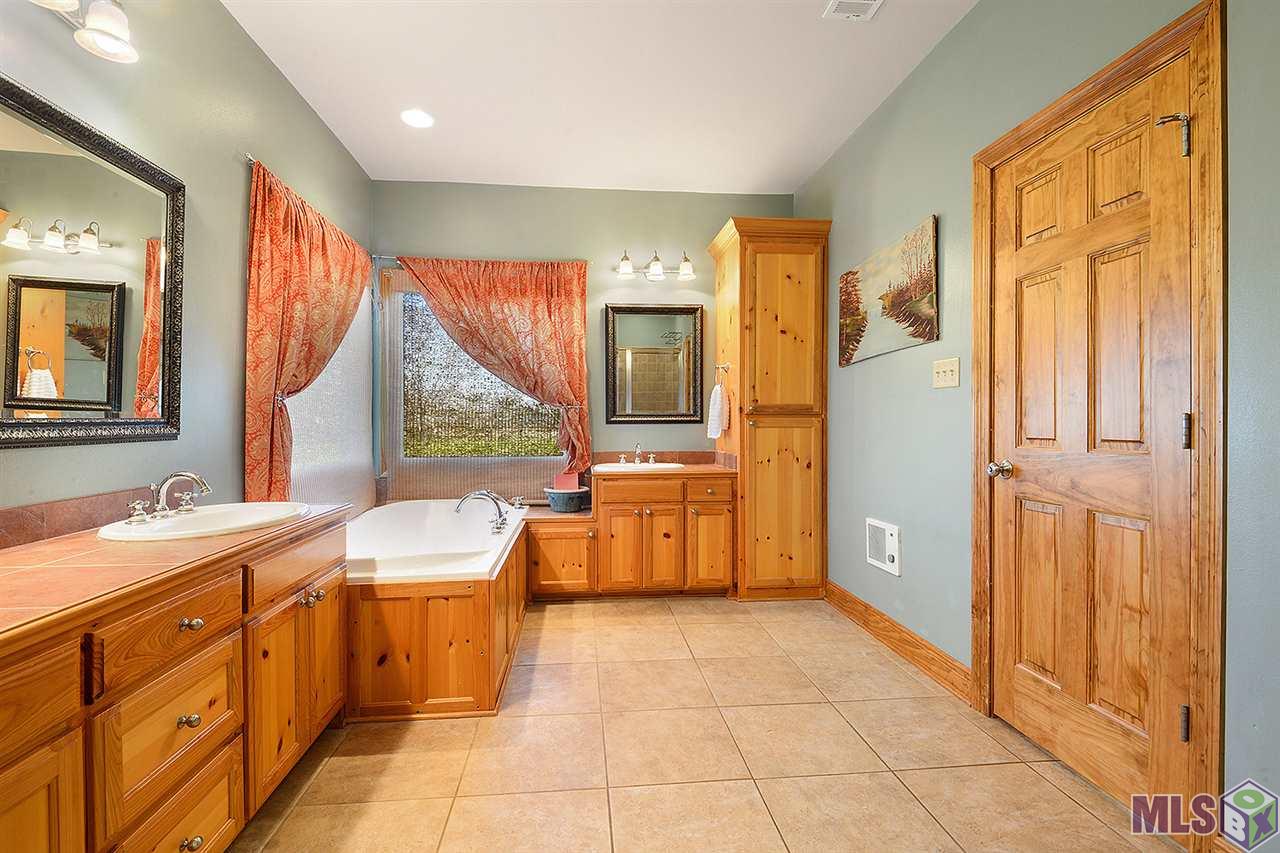 17705 Jack Allen Road Livingston, LA 70754 - Photo 8 of 11